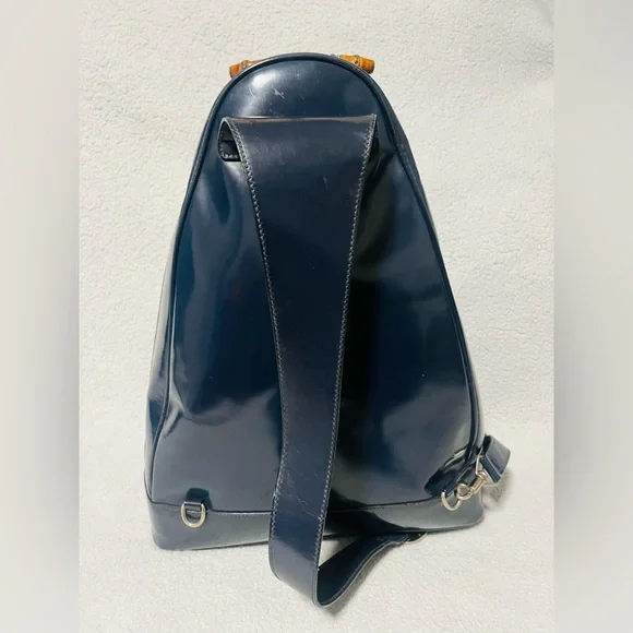 Gucci Bamboo Vintage Blue Patent Leather Sling Bag - Picture 3 of 14
